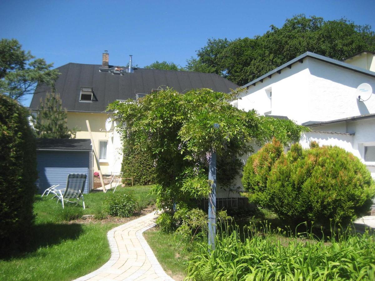 Pension Waldrose Sellin  Room photo